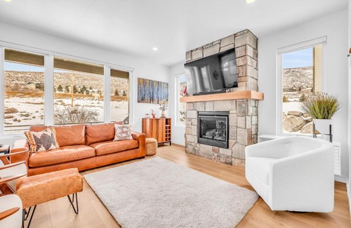 Deer Mountain Casa | Belaview Way