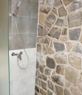 Velke Bilovice Cabina | Belegrady 311