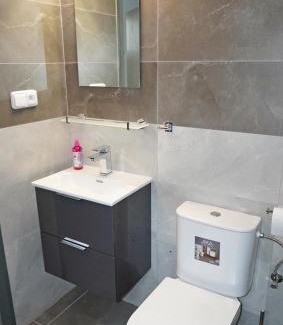 Velke Bilovice Cabina | Belegrady 311