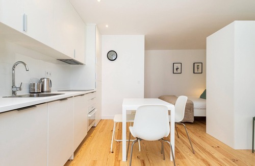 Belem Apartamento | Belem Design Studio 1 by Homing