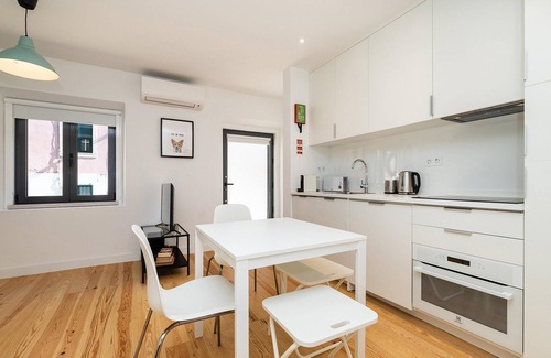 Belem Apartamento | Belem Design Studio 1 by Homing