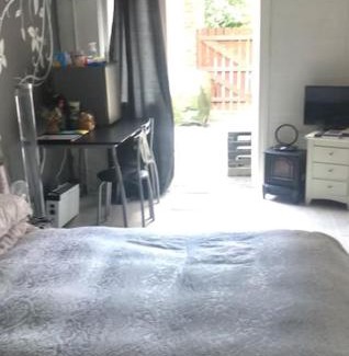 Castlereagh Casa | Belfast private room, en-suite & own access