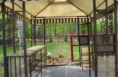 Kennebec Cabaña | Belgrade lakes waterfront on Messalonskee 4 bedroom cabin