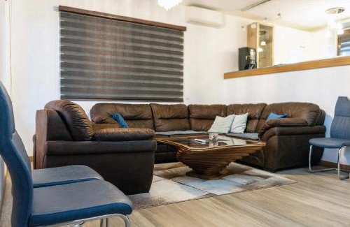 Palilula Villa | Belgrade River House