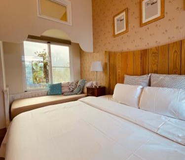 Luye Casa | Bell Cottage B&B