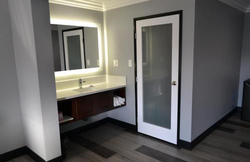 Bell Gardens Hotel | Bell Gardens Inn Los Angeles - Bell Gardens