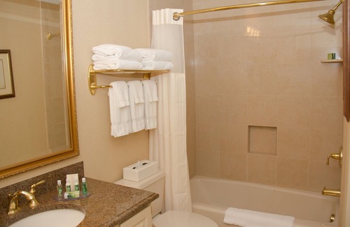 Burns Park Hotel | Bell Tower Hotel