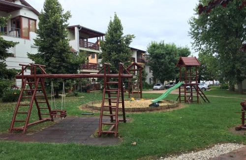 Balatonalmadi Apartamento | Bella apartman Balatonalmádi