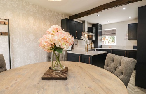 Appleby-in-Westmorland Cabaña | BELLA COTTAGE, pet friendly, with open fire in Appleby-In-Westmorland
