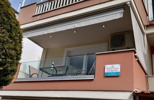 Nea Peramos Apartamento | Bella Casa