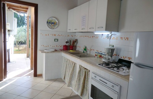Partinico Villa | CASA BELLA, PISCINA DE AGUA SALADA Y CLORO NATURAL. Yacimientos arqueológicos.