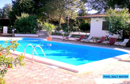 Partinico Villa | CASA BELLA, PISCINA DE AGUA SALADA Y CLORO NATURAL. Yacimientos arqueológicos.