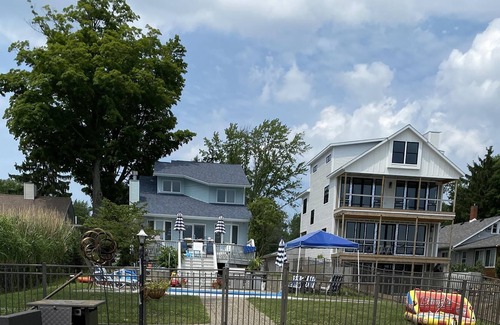 Paw Paw Lake Casa | Bella Lago on Paw Paw Lake