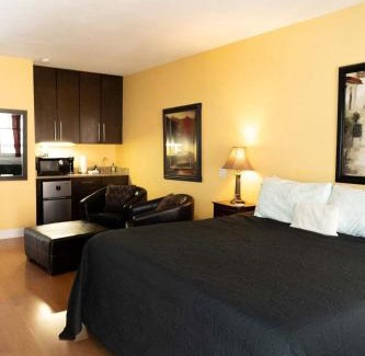 Eureka Springs Historic District Apartamento | Bella Paradiso 11 King Bed Studio Walk to Downtown