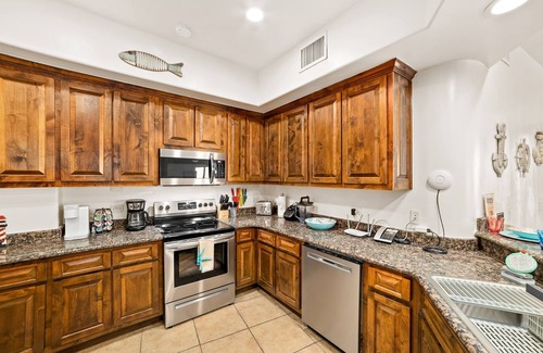 Sandy Beach Condominio | Bella Sirena 2BR/2BA 2nd Floor Ocean View- A205