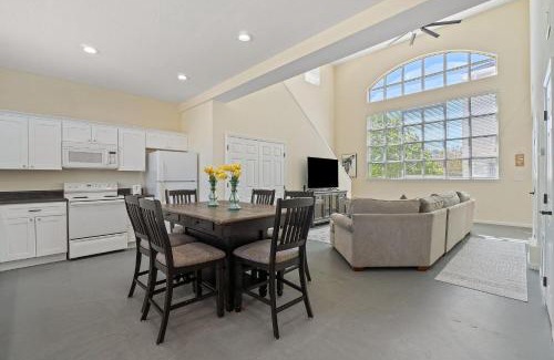 Ono Island Casa | Bella Villa Loft Suite