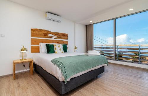 Arco da Calheta Villa | Bella Vista (Heated Pool & Private Parking)