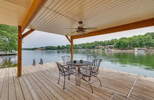 Bella Vista Casa | Bella Vista Home with Kayaks and Deck on Loch Lomond!