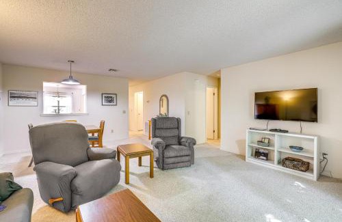 Bella Vista Casa | Bella Vista Townhome with Deck Near Back 40 Trail!