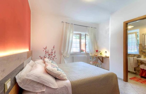 Osimo Cama Y Desayuno | Bellafiora Bed & Breakfast