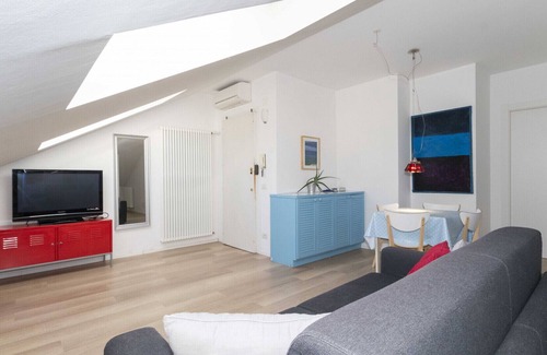 Madonna del Pilone Apartamento | Bellardo Hillview Attic x4 BOOK NOW!