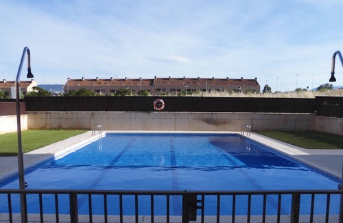 Lardero Apartamento | APARTAMENTO BELLAVISTA, PISCINA, TERRAZA Y WIFI.