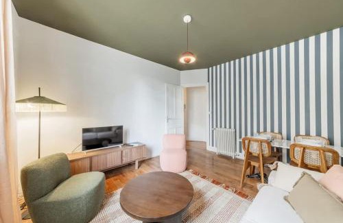 Bourg-l'Eveque Apartamento | Belle époque - Proche mail - Parking - 4 pers