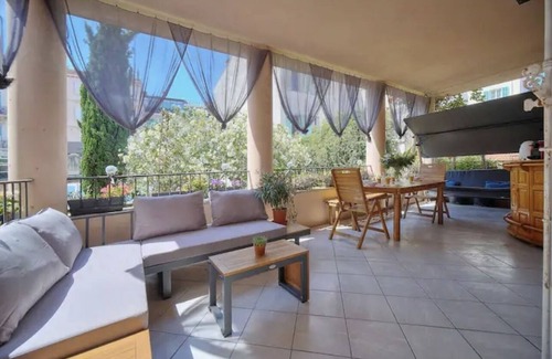 Prado - Republique Apartamento | Belle Appartement Cinq Minutes Palais Festival et Plage