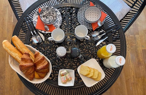 Putot-en-Auge Cama Y Desayuno | Belle Chambre Double ORANGE Tout Bonnement Bien
