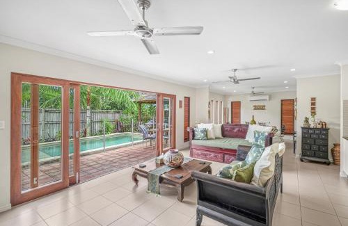 Palm Cove Casa | Belle Escapes Villa Kintamani