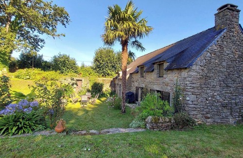 Peaule Casa | Belle et Très Confortable Maison en Pierres