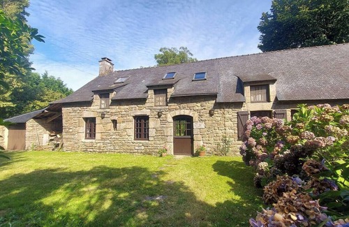Peaule Casa | Belle et Très Confortable Maison en Pierres