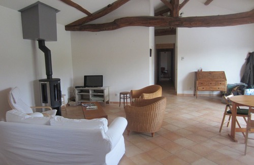 Aubeville Casa | Belle Longère Avec Piscine,110 m2, Dans la Campagne Charentaise,