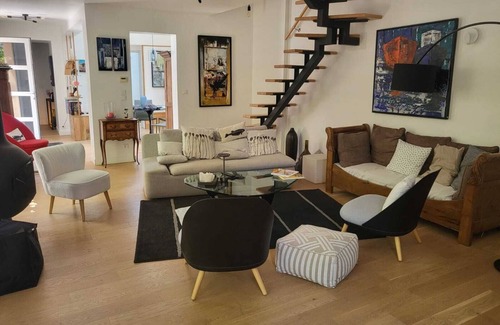 Sud Casa | Belle Maison à 10 min du Centre Ville D'aix-en-provence