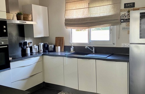 Saint-Simon Casa | Belle Maison 3 Chambres au Calme Jardin Parking Climatisation