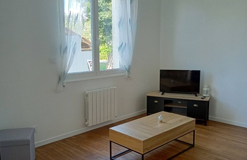 Glenac Casa | Belle Maison au Calme, Lumineuse et Spacieuse , Idéal Pour une Famille