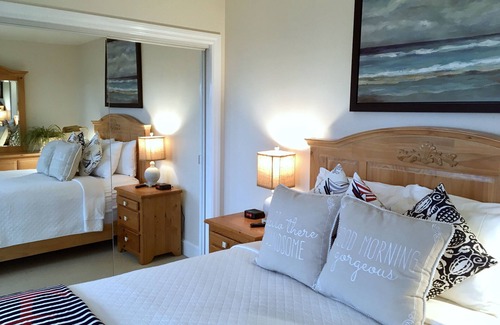 North Saanich Cama Y Desayuno | Belle Maison Auprès De La Mer