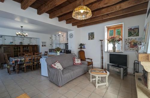 Perassay Casa | Belle maison en pierre au cœur du Berry avec jardin, terrasse, et activités familiales à proximité - FR-1-591-152