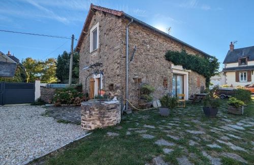 Perassay Casa | Belle maison en pierre au cœur du Berry avec jardin, terrasse, et activités familiales à proximité - FR-1-591-152