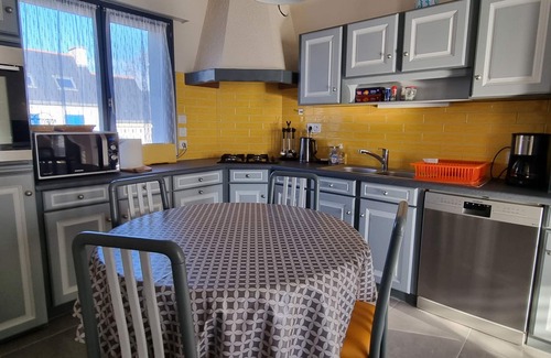Nevez Casa | Belle Maison Lumineuse Avec Jardin Clos au Centre de Nevez - 500m des Commerces