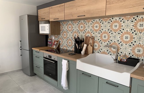 Saint-Pierre-la-Mer Casa | Belle Maison Rénovée à 150 m de la Plage