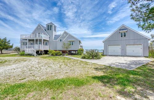 Deep Hole Casa | Belle of the Bay - Beautiful Custom Waterfront Home!