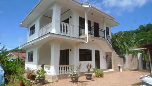 Baie Ste Anne Casa | Belle Rose Vue guest house