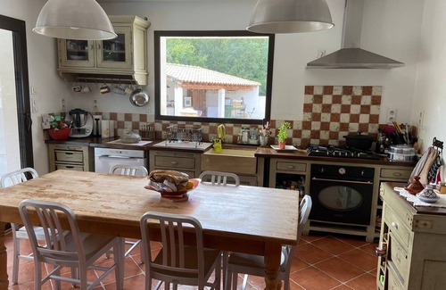 Laudun Casa | Belle Villa Contemporaine au Pied du Camp de César