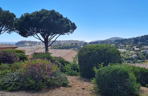 Cavalaire-sur-Mer Apartamento | Belle vue Ensoleillée et Détente