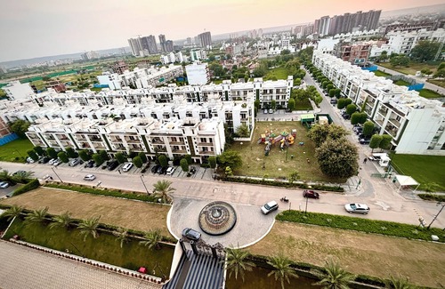 Gurugram Apartamento | Belle Vue the cozy 1-bedroom flat is an ideal hideaway for solo travelers.