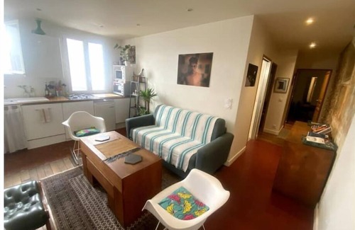 Combat Apartamento | Belleville-buttes Chaumont, Confort & Lumineux !