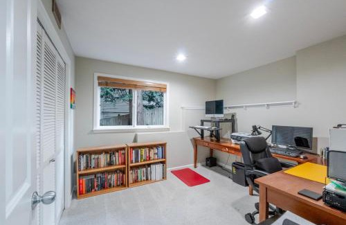 Northwest Bellevue Apartamento | Bellevue 1BR w Bike Storage WD nr coffee SEA-251