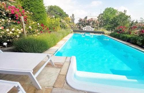 Kissvabhegy Apartamento | Bellevue Apartment with AC & heating & terrace