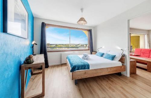 Bourg-l'Eveque Apartamento | Bellevue, appartement T2, terrasse & parking